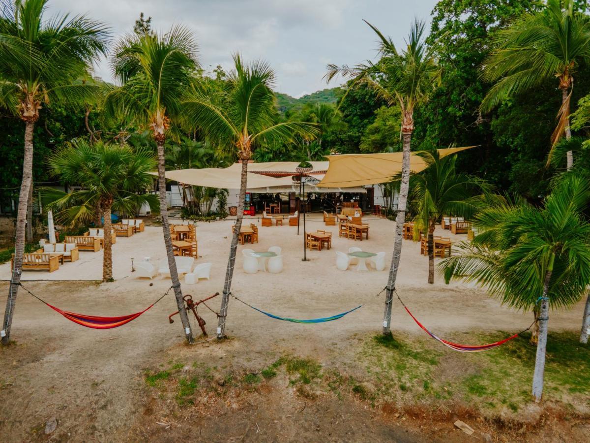Café de Playa beach front suites Coco Extérieur photo