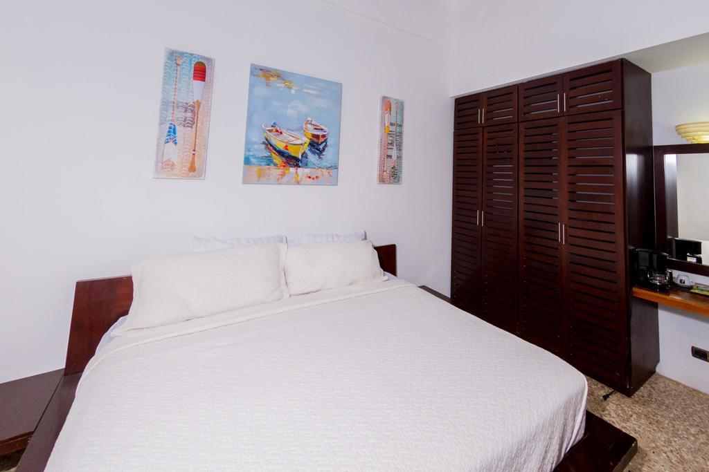 Café de Playa beach front suites Coco Extérieur photo